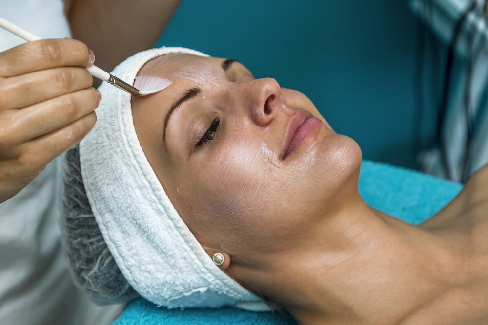 woman relaxing in a spa bed and enjoying the treatment.