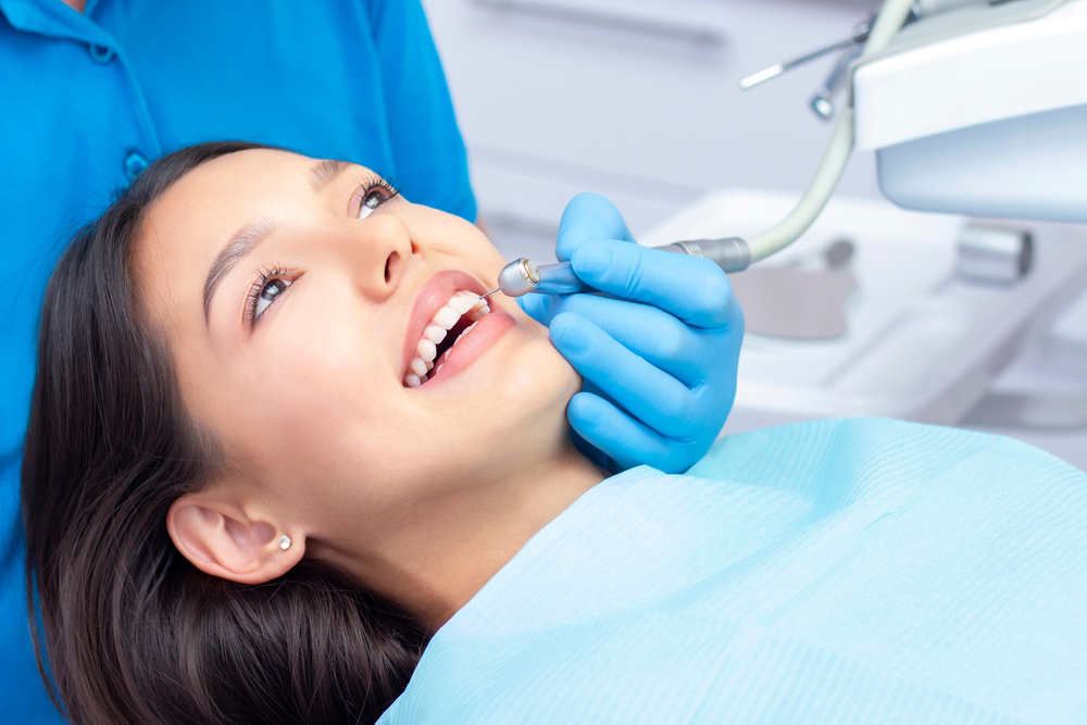 3 Differences Between Cosmetic And Restorative Dentistry