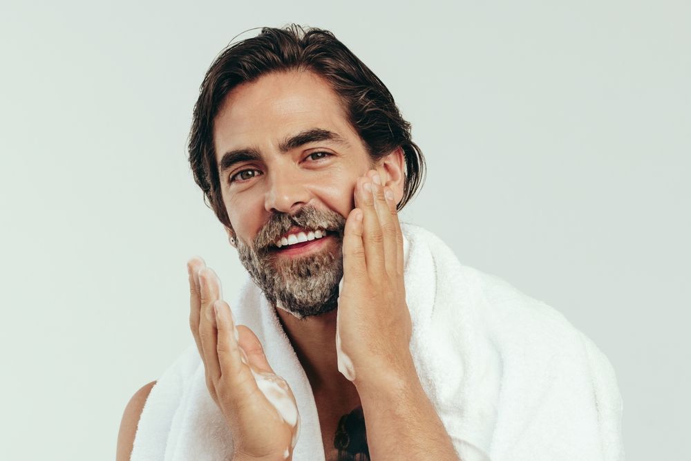 Skincare Tips For Men: Keep Your Skin Looking Great
