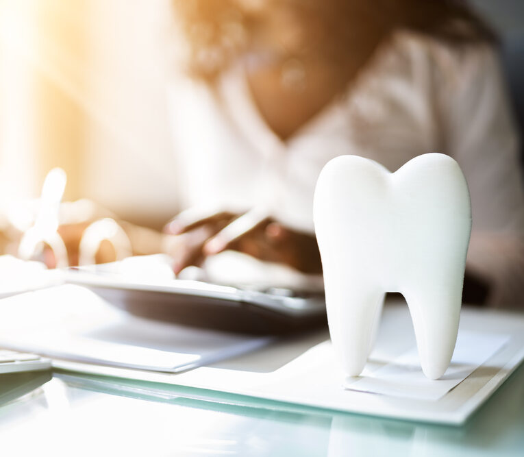 Dentist Service Desk And Implant