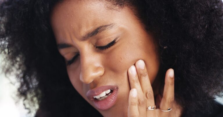 TMJ Disorder Common Symptoms and How It's Treated