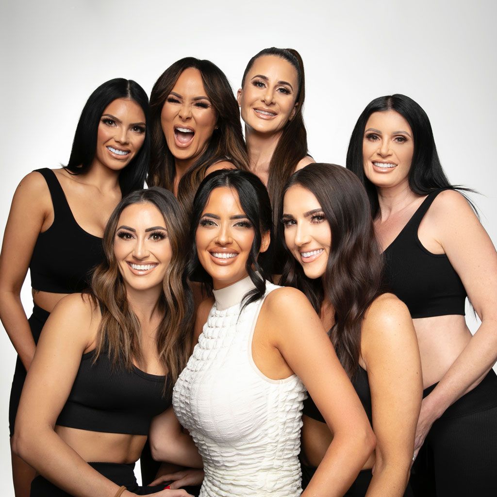 Sivan Parienta with staff