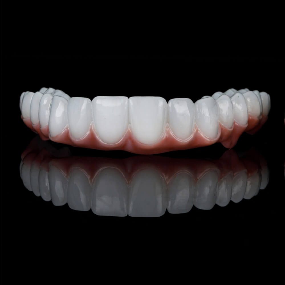 two excellent zircon dental prostheses