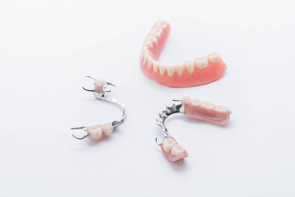 Set of dentures