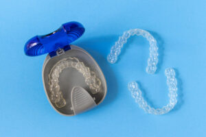 Invisalign braces or invisible retainer