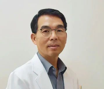Dr. Sang Lee