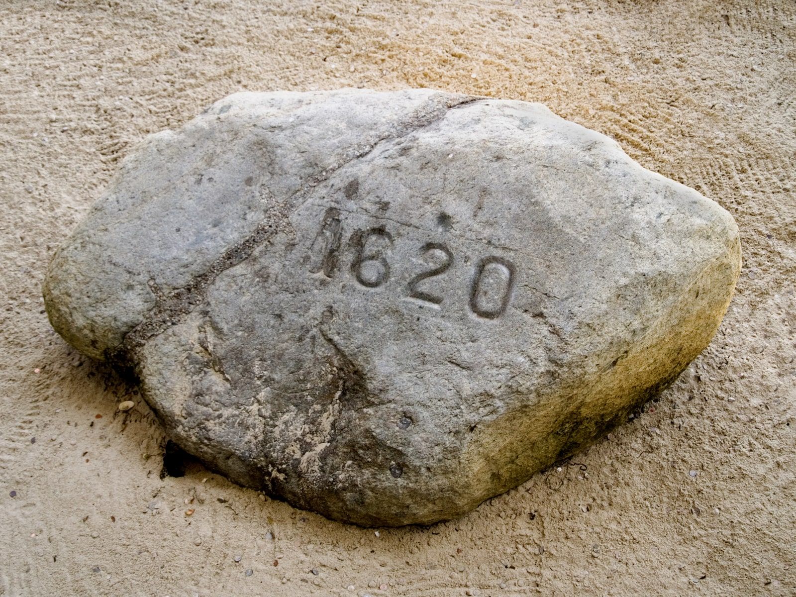 1620 Rock on ground