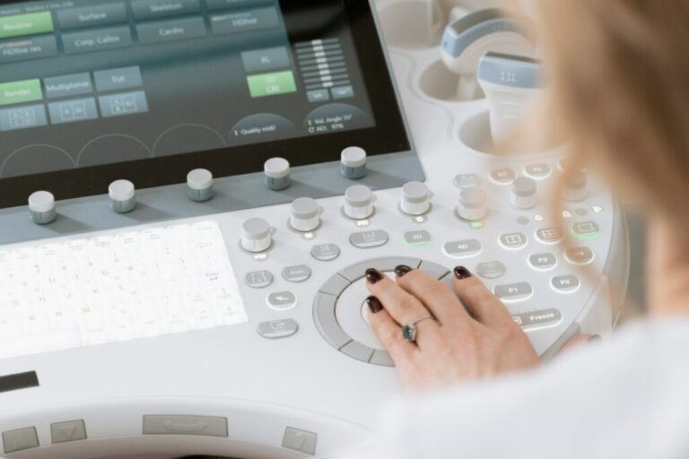 Ultrasound machine