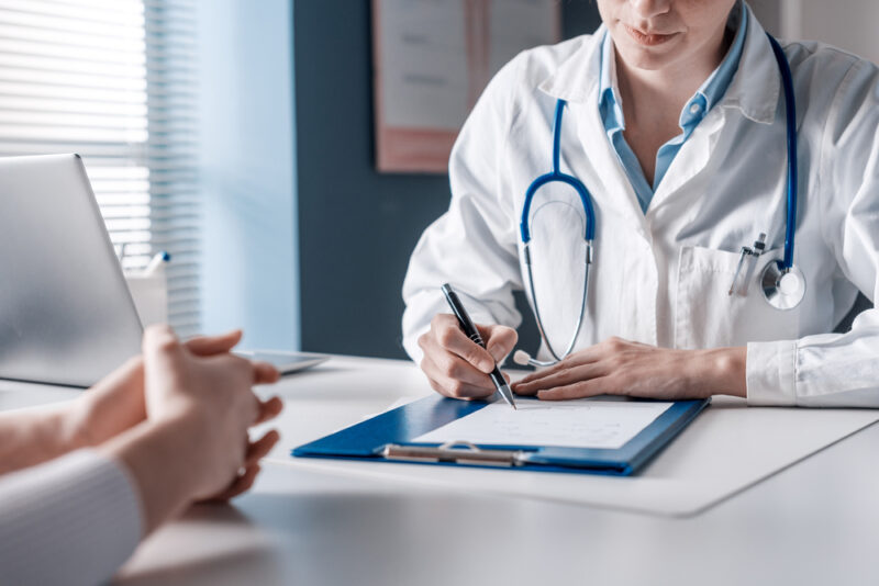 How Urologists Manage Chronic Stone Formers
