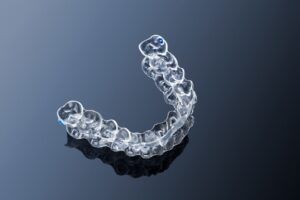 Invisible orthodontics cosmetic brackets